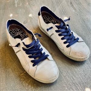 Dolce Vita made to look dirty shoes